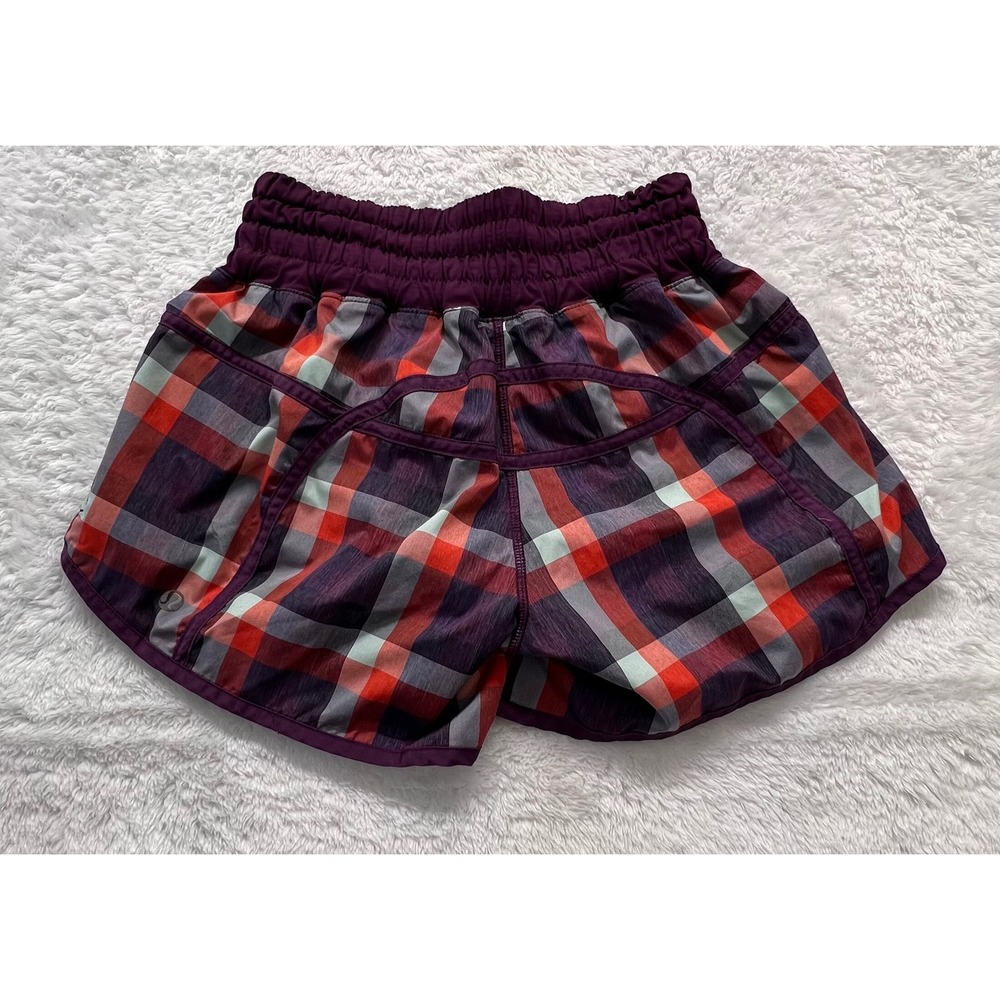 Lululemon Hotty Hot High Rise Plaid Shorts Size 4 Purple Red Activewear 4"inseam - Picture 2 of 6